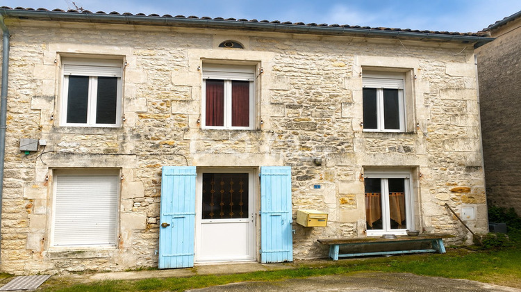 Ma-Cabane - Vente Maison Saint-Romain-de-Benet, 50 m²