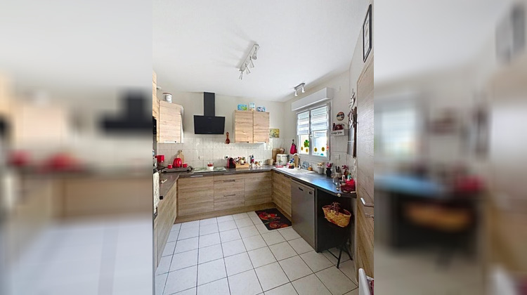 Ma-Cabane - Vente Maison SAINT ROMAIN DE BENET, 110 m²