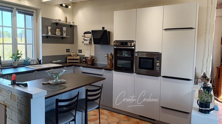 Ma-Cabane - Vente Maison SAINT ROMAIN DE COLBOSC, 193 m²