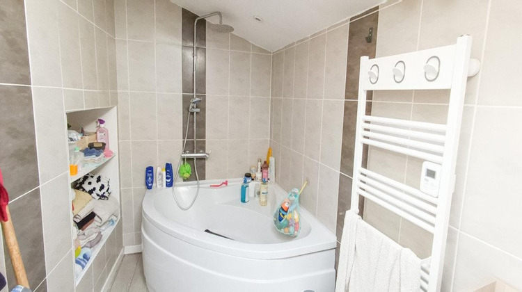 Ma-Cabane - Vente Maison Saint-Romain-le-Noble, 67 m²
