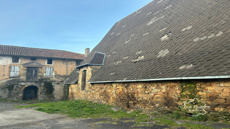 Ma-Cabane - Vente Maison Saint-Santin-de-Maurs, 400 m²
