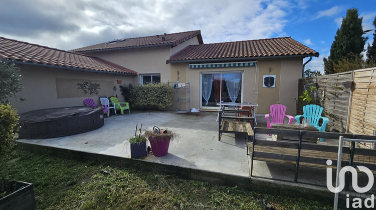 Ma-Cabane - Vente Maison Saint-Santin-de-Maurs, 171 m²