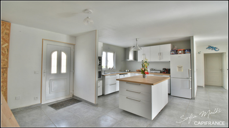 Ma-Cabane - Vente Maison SAINT SATURNIN, 84 m²