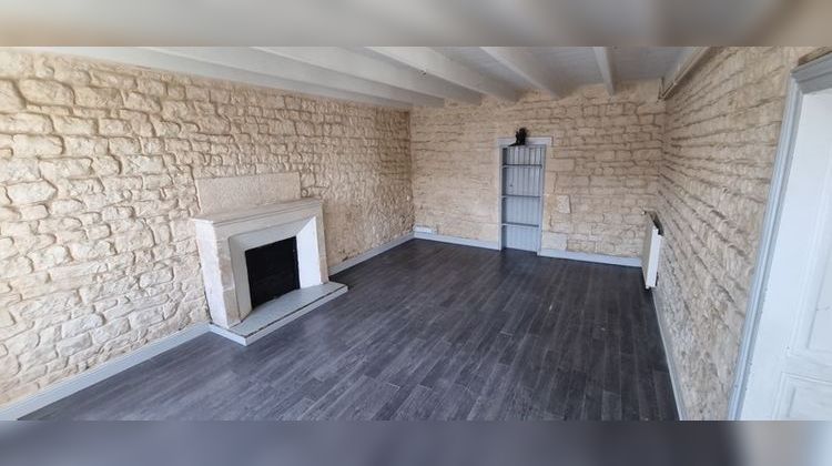 Ma-Cabane - Vente Maison SAINT SATURNIN DU BOIS, 308 m²