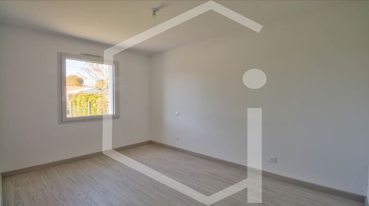 Ma-Cabane - Vente Maison Saint-Saturnin-du-Bois, 69 m²