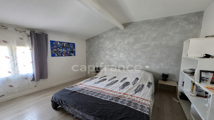 Ma-Cabane - Vente Maison SAINT SATURNIN DU BOIS, 74 m²