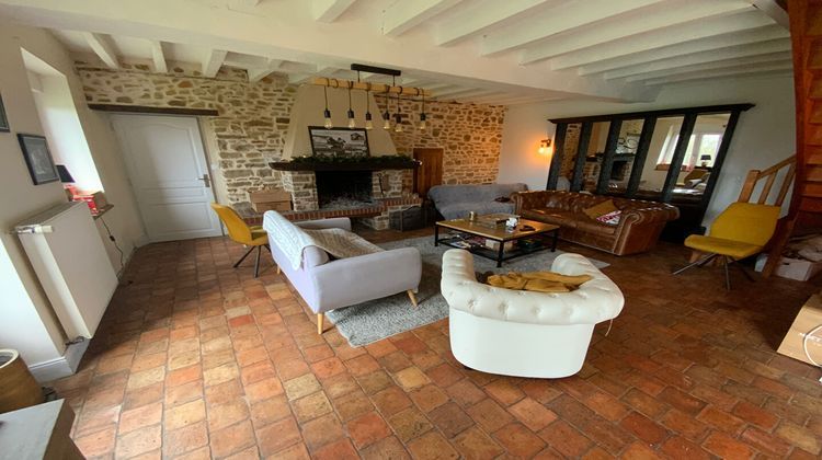 Ma-Cabane - Vente Maison SAINT-SATURNIN-DU-LIMET, 200 m²