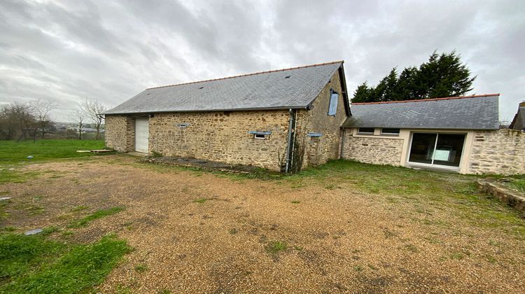 Ma-Cabane - Vente Maison SAINT-SATURNIN-DU-LIMET, 200 m²