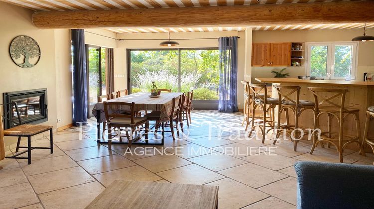 Ma-Cabane - Vente Maison Saint-Saturnin-lès-Apt, 200 m²