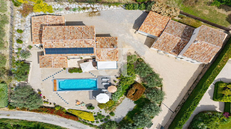 Ma-Cabane - Vente Maison Saint-Saturnin-lès-Apt, 320 m²