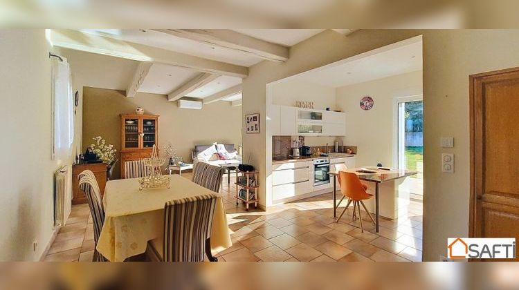 Ma-Cabane - Vente Maison Saint-Saturnin-les-Avignon, 221 m²