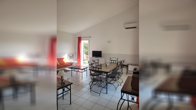 Ma-Cabane - Vente Maison Saint-Saturnin-lès-Avignon, 90 m²