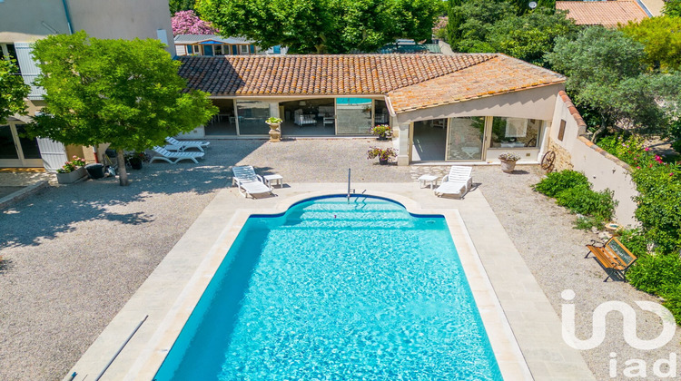 Ma-Cabane - Vente Maison Saint-Saturnin-Lès-Avignon, 289 m²