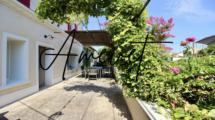 Ma-Cabane - Vente Maison Saint-Saturnin-lès-Avignon, 204 m²