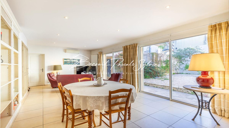 Ma-Cabane - Vente Maison SAINT SATURNIN LES AVIGNON, 187 m²