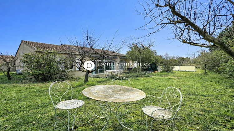 Ma-Cabane - Vente Maison Saint-Saturnin-lès-Avignon, 136 m²