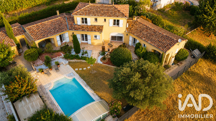 Ma-Cabane - Vente Maison Saint-Saturnin-Lès-Avignon, 150 m²