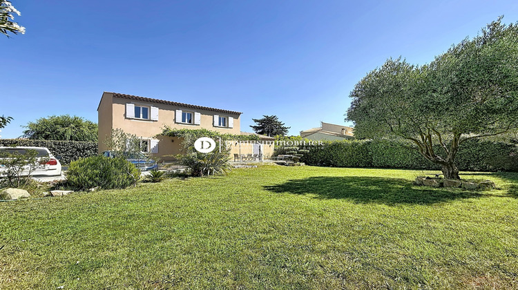 Ma-Cabane - Vente Maison Saint-Saturnin-lès-Avignon, 130 m²