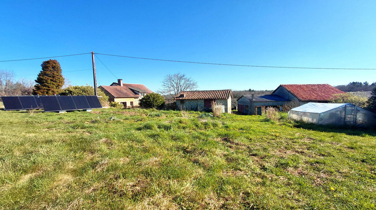 Ma-Cabane - Vente Maison Saint-Saud-Lacoussiere, 100 m²