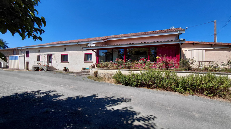 Ma-Cabane - Vente Maison Saint-Saud-Lacoussiere, 200 m²