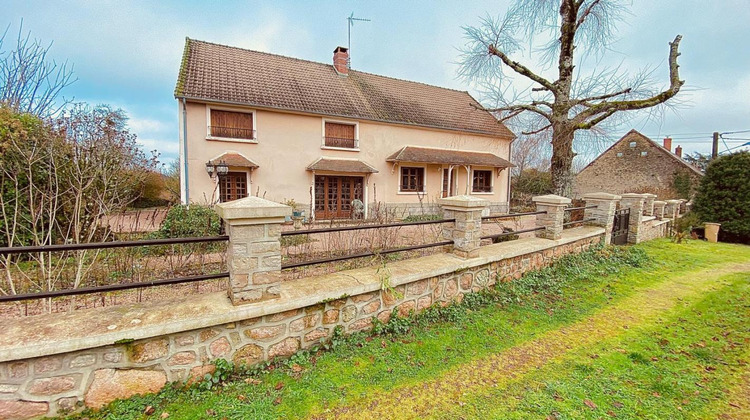 Ma-Cabane - Vente Maison SAINT SAULGE, 200 m²