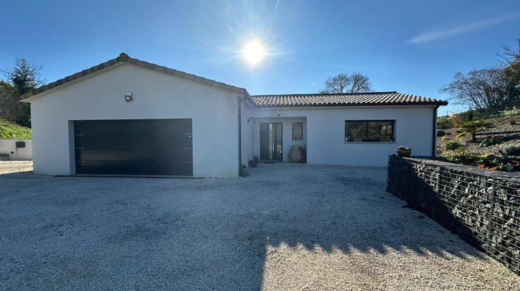 Ma-Cabane - Vente Maison Saint-Sauvant, 140 m²