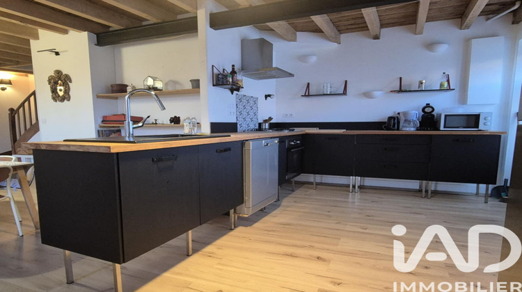 Ma-Cabane - Vente Maison Saint Sauvant, 174 m²