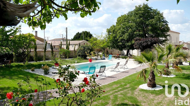 Ma-Cabane - Vente Maison Saint-Sauveur-d'Aunis, 430 m²