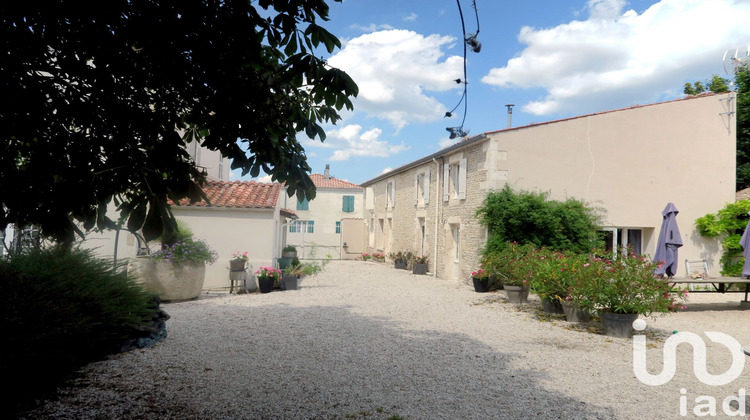 Ma-Cabane - Vente Maison Saint-Sauveur-d'Aunis, 430 m²