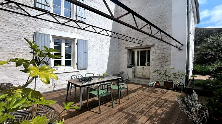 Ma-Cabane - Vente Maison SAINT-SAUVEUR-D'AUNIS, 160 m²