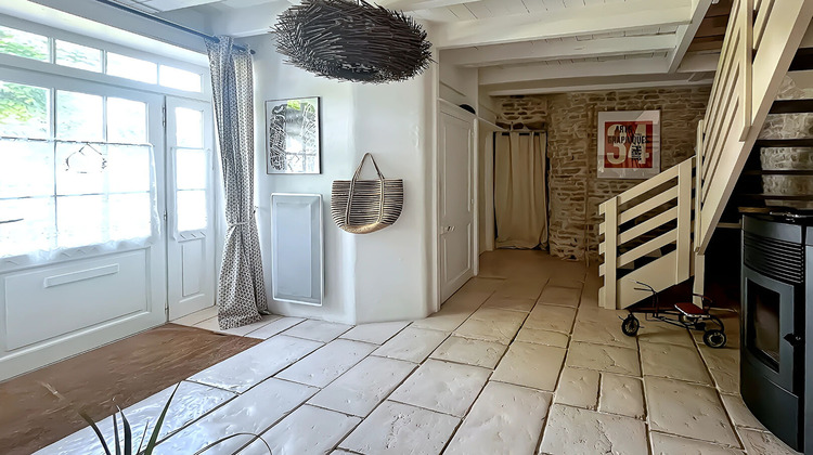 Ma-Cabane - Vente Maison SAINT-SAUVEUR-D'AUNIS, 160 m²