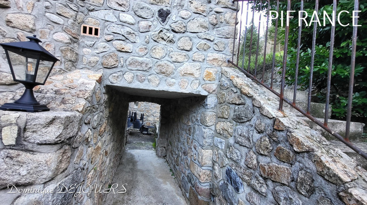 Ma-Cabane - Vente Maison SAINT SAUVEUR DE MONTAGUT, 205 m²