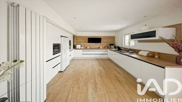 Ma-Cabane - Vente Maison Saint-Sauveur-sur-École, 170 m²