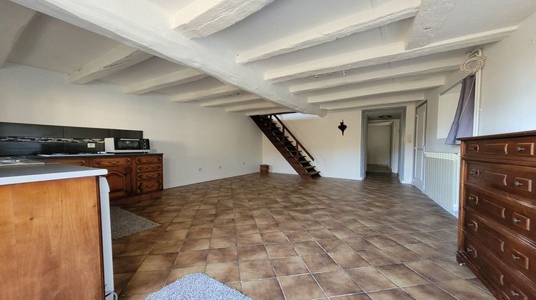 Ma-Cabane - Vente Maison SAINT-SAVINIEN, 76 m²