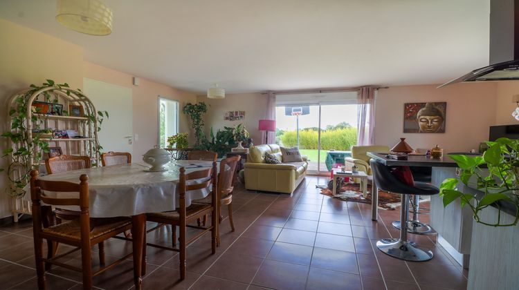 Ma-Cabane - Vente Maison Saint-Savinien, 118 m²