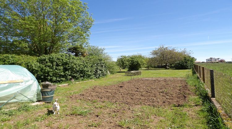 Ma-Cabane - Vente Maison Saint-Savinien, 74 m²