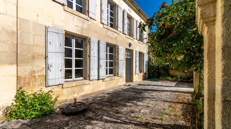 Ma-Cabane - Vente Maison Saint-Savinien, 235 m²