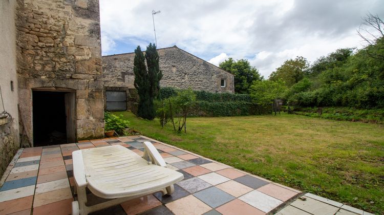 Ma-Cabane - Vente Maison Saint-Savinien, 69 m²