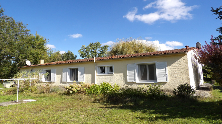 Ma-Cabane - Vente Maison Saint-Savinien, 110 m²