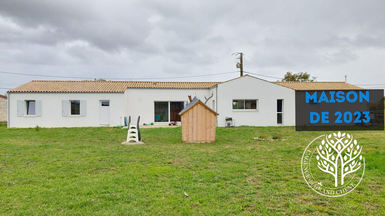 Ma-Cabane - Vente Maison Saint-Savinien, 192 m²