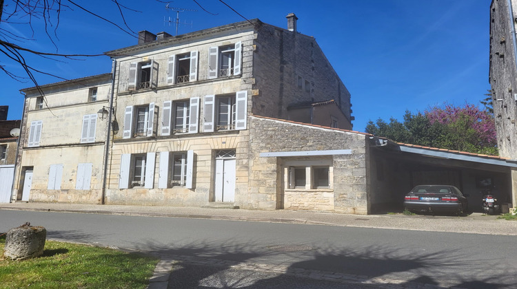 Ma-Cabane - Vente Maison Saint-Savinien, 310 m²