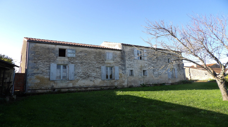 Ma-Cabane - Vente Maison Saint-Savinien, 129 m²