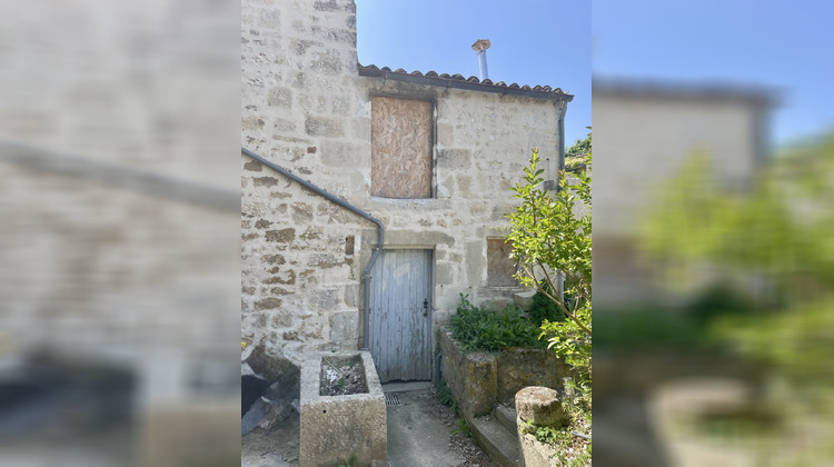 Ma-Cabane - Vente Maison Saint-Savinien, 112 m²