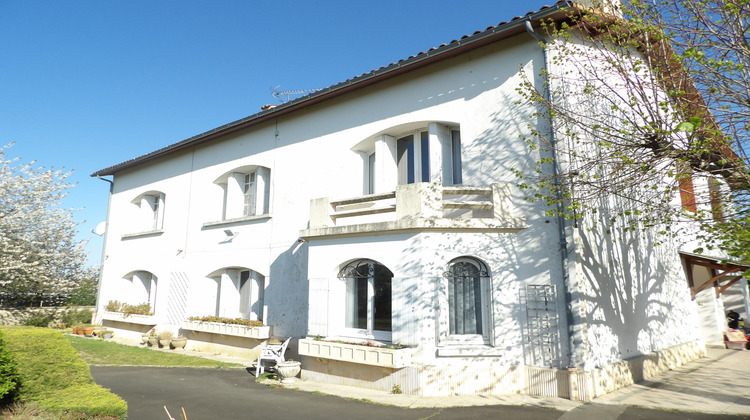 Ma-Cabane - Vente Maison Saint-Savinien, 253 m²