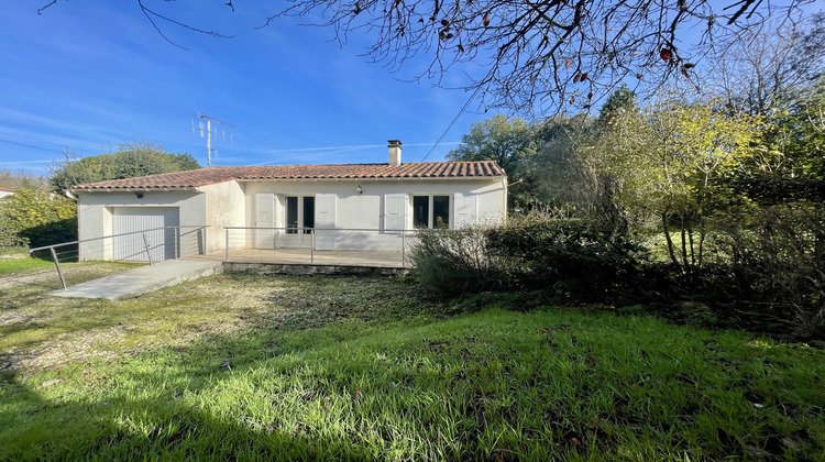 Ma-Cabane - Vente Maison Saint-Savinien, 49 m²