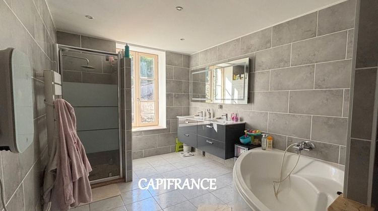 Ma-Cabane - Vente Maison SAINT SAVINIEN, 120 m²