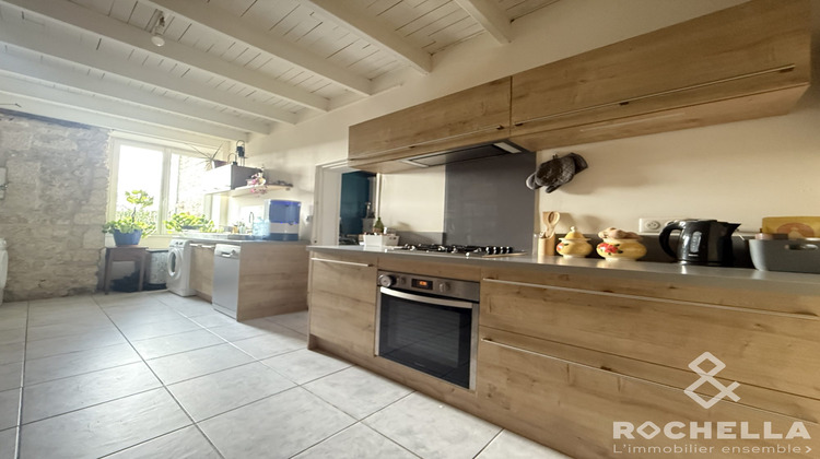 Ma-Cabane - Vente Maison Saint-Savinien, 97 m²