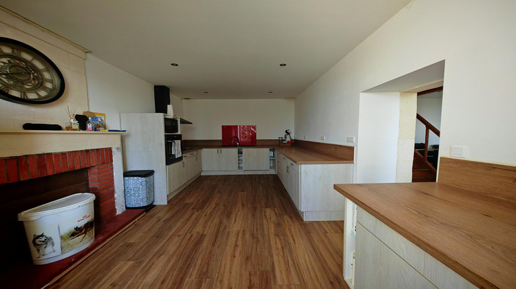 Ma-Cabane - Vente Maison Saint-Savinien, 150 m²
