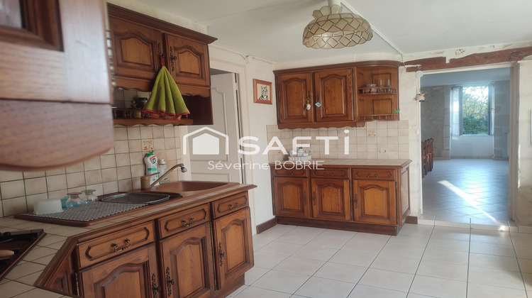 Ma-Cabane - Vente Maison Saint-Savinien, 220 m²