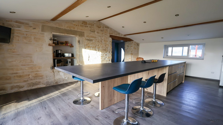 Ma-Cabane - Vente Maison Saint-Savinien, 245 m²